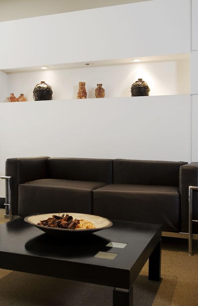 Apartamento Uriburu 1756 By Ayres Recoleta Buenos Aires