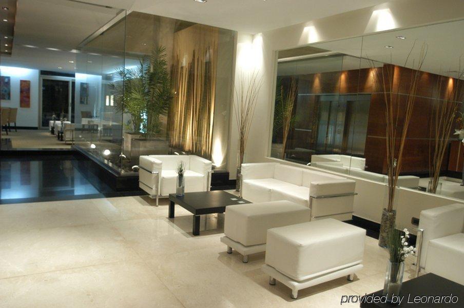 Uriburu 1756 By Ayres Recoleta Apartamento Buenos Aires